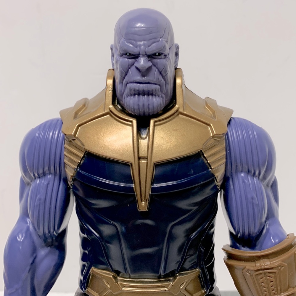 THANOS Marvel Avengers titan